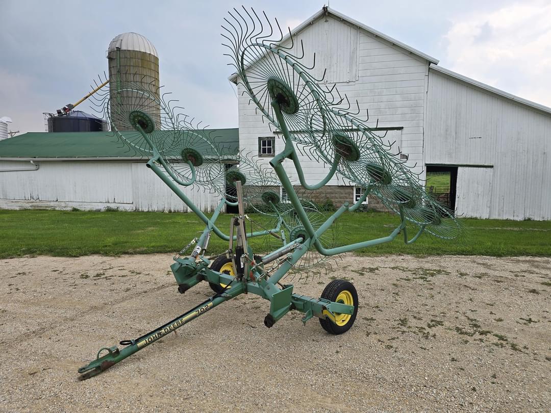 Image of John Deere 702 Primary image