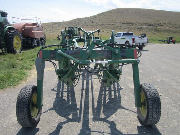 Image of John Deere 705 equipment image 3