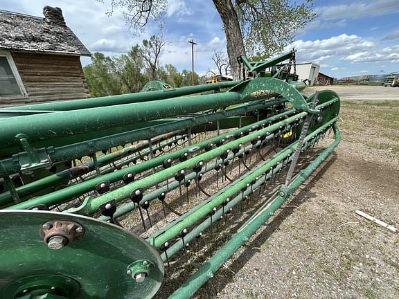 Image of John Deere 705 equipment image 1