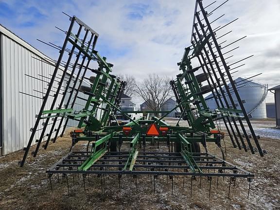 Image of John Deere 726 equipment image 3