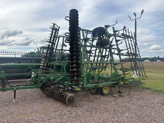 2003 John Deere 726 Equipment Image0