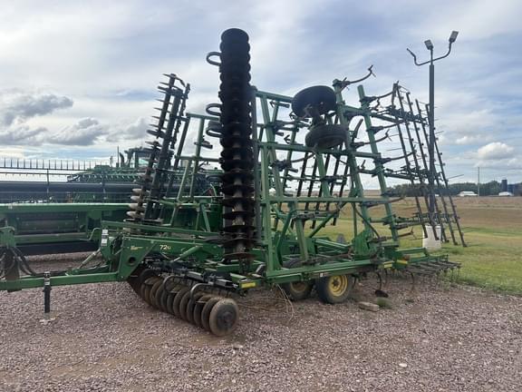 Image of John Deere 726 Primary image