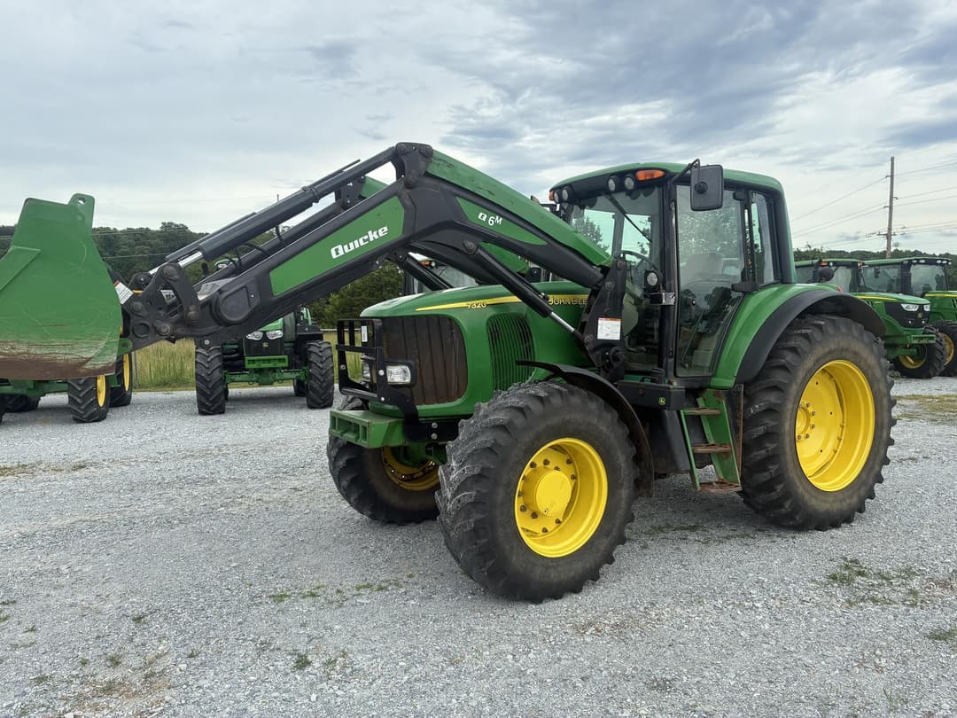 Image of John Deere 7320 Primary image
