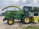 2003 John Deere 7400 Image