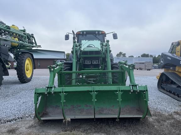 Image of John Deere 7420 equipment image 1