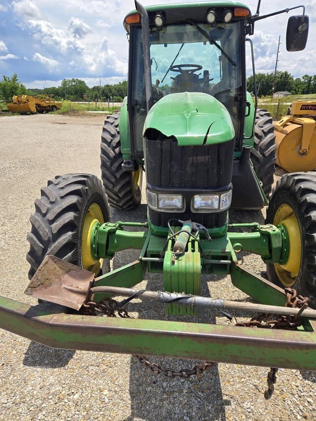 Image of John Deere 7420 equipment image 2