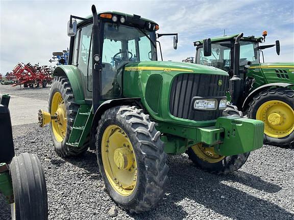 Image of John Deere 7420 Primary image