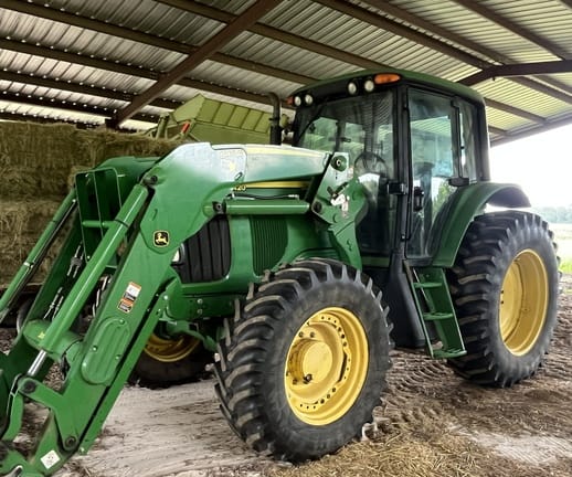 2003 John Deere 7420 Equipment Image0