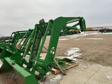 Main image John Deere 746