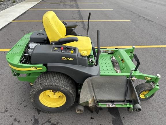Image of John Deere 757 equipment image 1