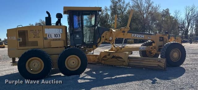 Image of John Deere 772CH equipment image 3