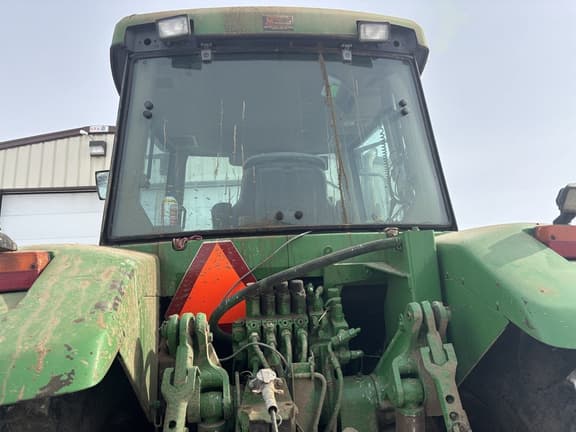 Image of John Deere 7810 equipment image 2