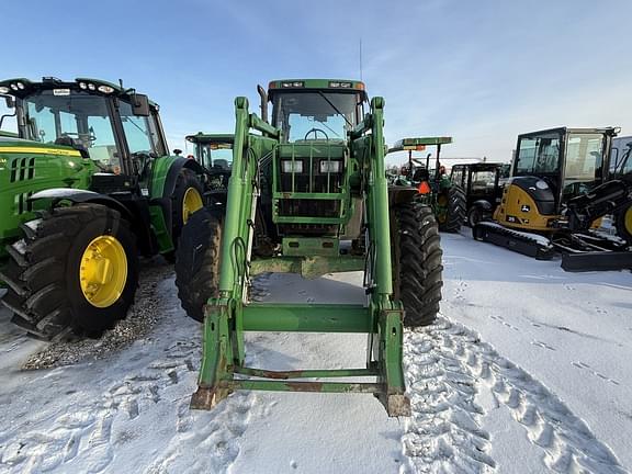 Image of John Deere 7810 equipment image 2