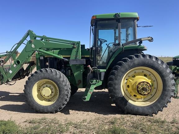 Image of John Deere 7810 Primary image