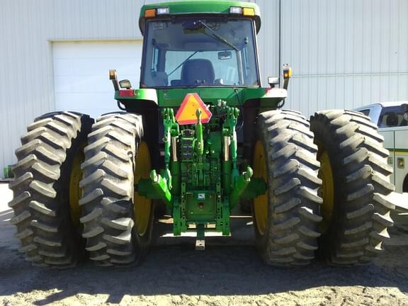 Image of John Deere 7810 equipment image 4