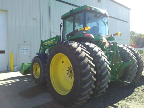 Image of John Deere 7810 equipment image 2