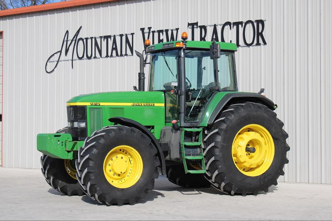 Image of John Deere 7810 Primary image