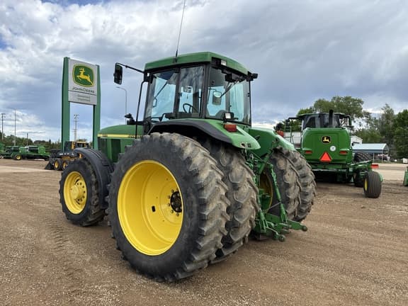 Image of John Deere 7810 equipment image 4