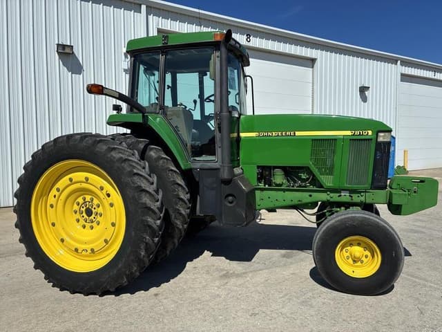 Image of John Deere 7810 equipment image 1
