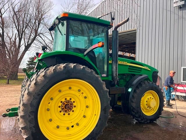 Image of John Deere 7820 equipment image 2