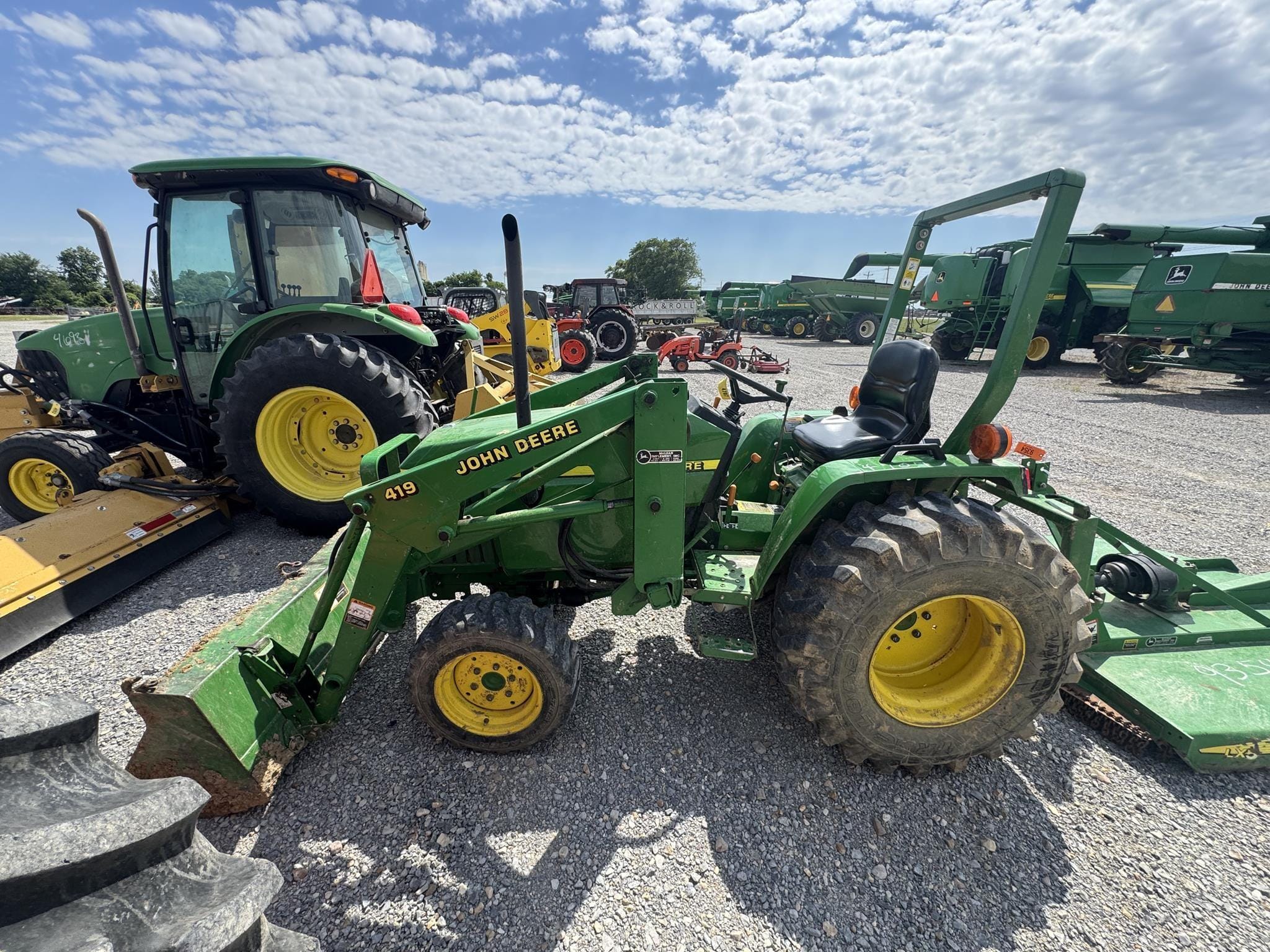 2003 John Deere 790 Equipment Image0