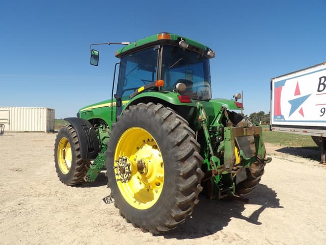 Image of John Deere 8120 equipment image 2