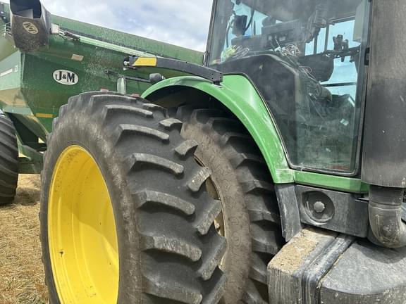 Image of John Deere 8120 equipment image 2