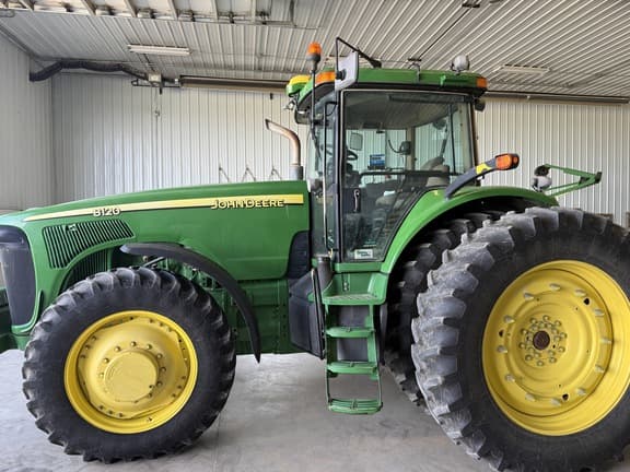 Image of John Deere 8120 equipment image 2