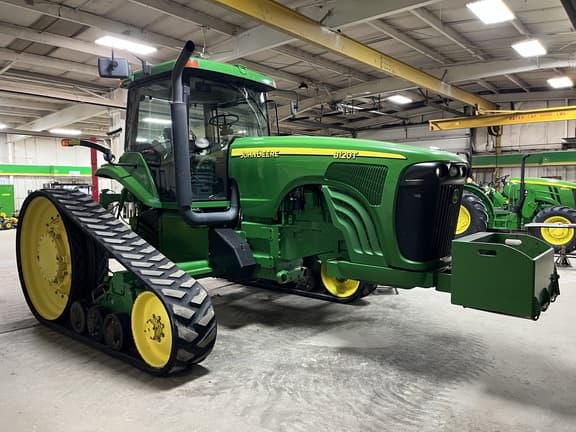 Image of John Deere 8120T equipment image 1