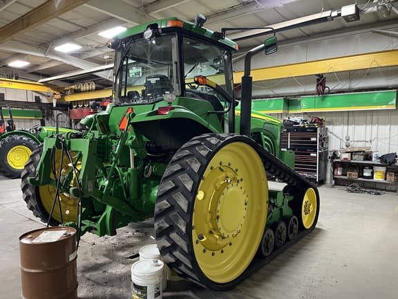 Image of John Deere 8120T equipment image 2