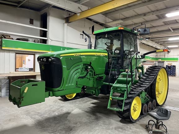 Image of John Deere 8120T Primary image