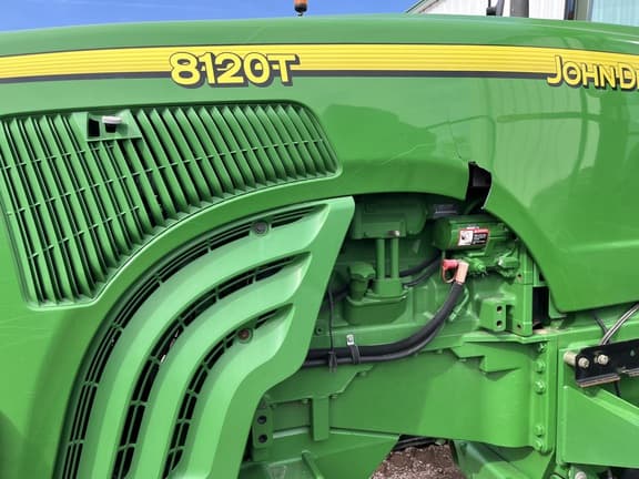 Image of John Deere 8120T equipment image 4
