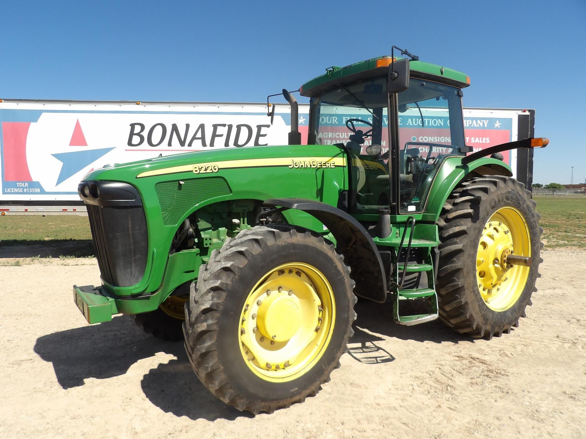 2003 John Deere 8220 Equipment Image0