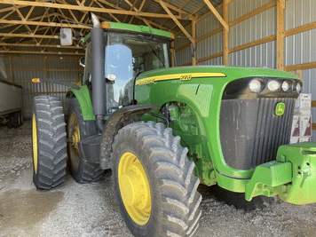 Main image John Deere 8220