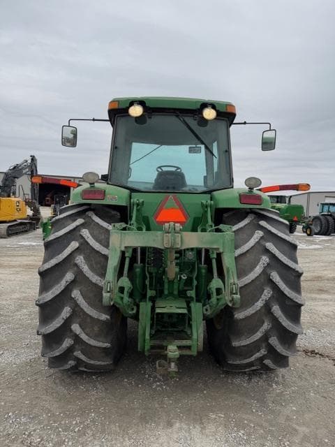 Image of John Deere 8220 equipment image 3