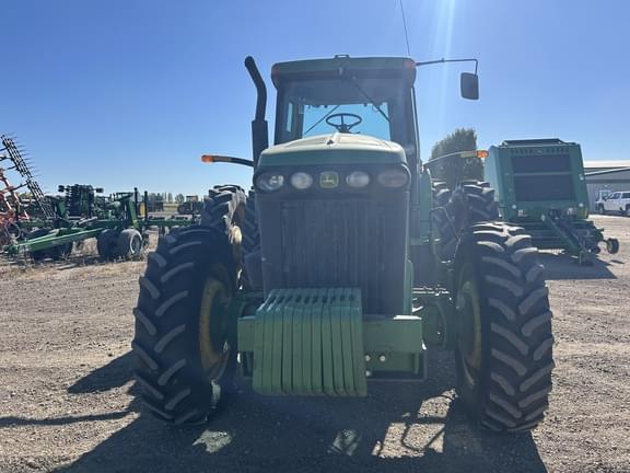 Image of John Deere 8320 equipment image 1