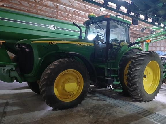 Main image John Deere 8320