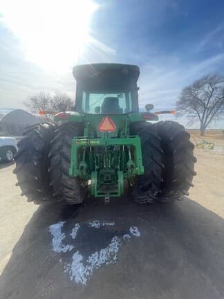 Image of John Deere 8320 equipment image 4
