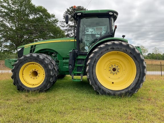 Image of John Deere 8320R Image 1