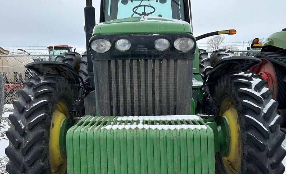 Image of John Deere 8320R Primary image