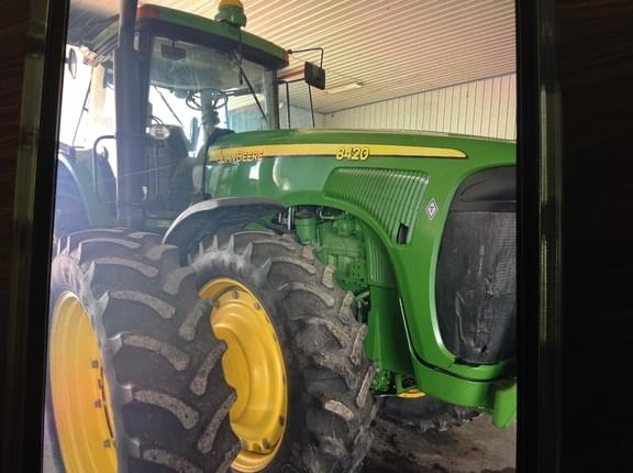 Image of John Deere 8420 Primary image