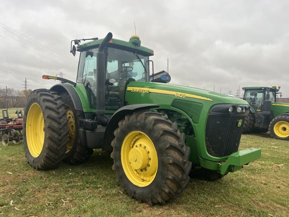 Main image John Deere 8420
