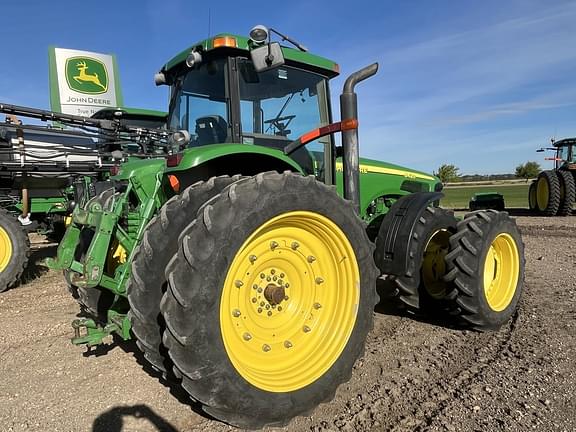 Image of John Deere 8420 equipment image 4