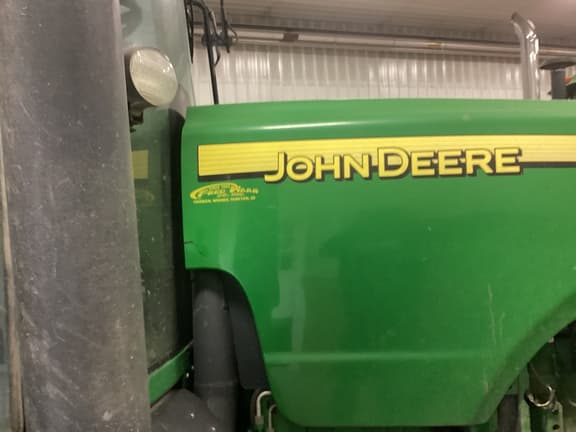 Image of John Deere 8420 equipment image 4