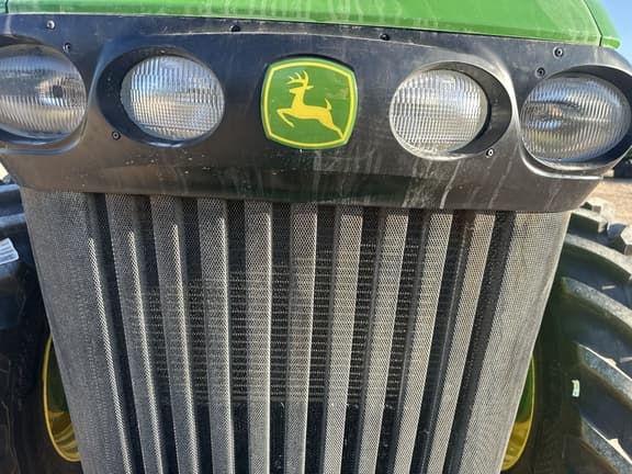 Image of John Deere 8420 equipment image 3