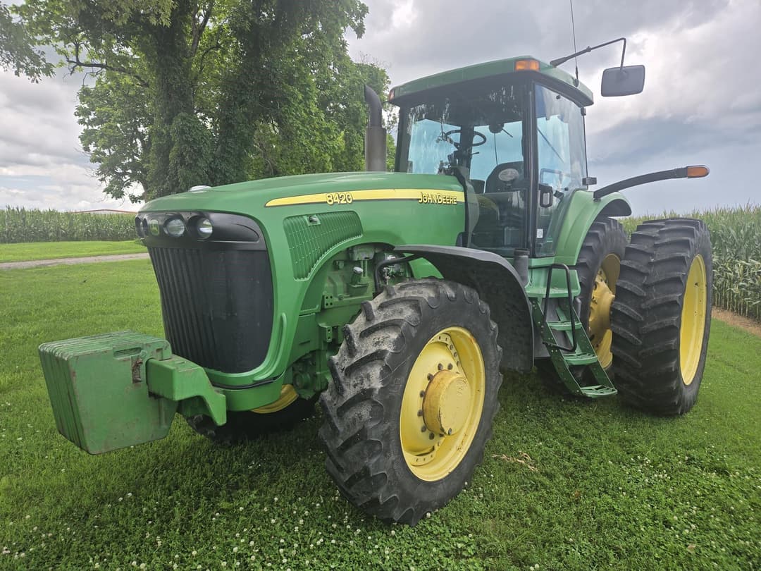 Image of John Deere 8420 Primary image