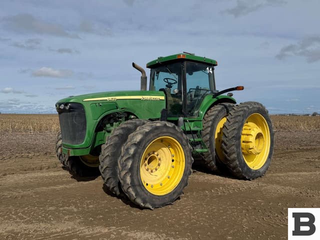 Image of John Deere 8420 equipment image 1