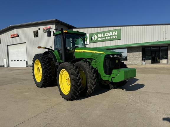 Image of John Deere 8520 equipment image 1