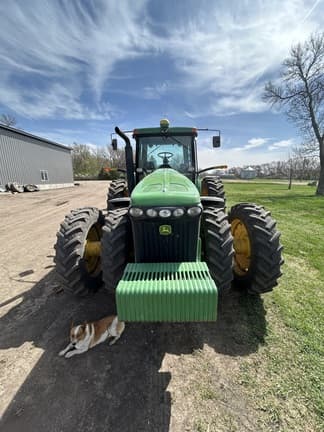 Image of John Deere 8520 equipment image 2