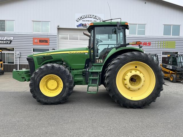 Image of John Deere 8520 equipment image 1
